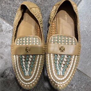 Tory Burch Beige and Turquoise Woven Flats new condition